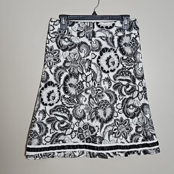 Geoffrey Beene Sport Black White Floral A Line Skirt Sz 4 - Picture 5 of 9